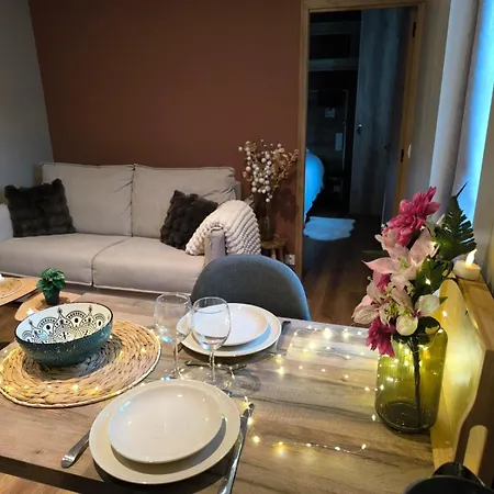 2 Pieces Cozy Place Morny Refait A Neuf Apartment